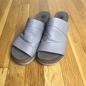 OTBT Earthshine Wedges Women’s sz7.5M